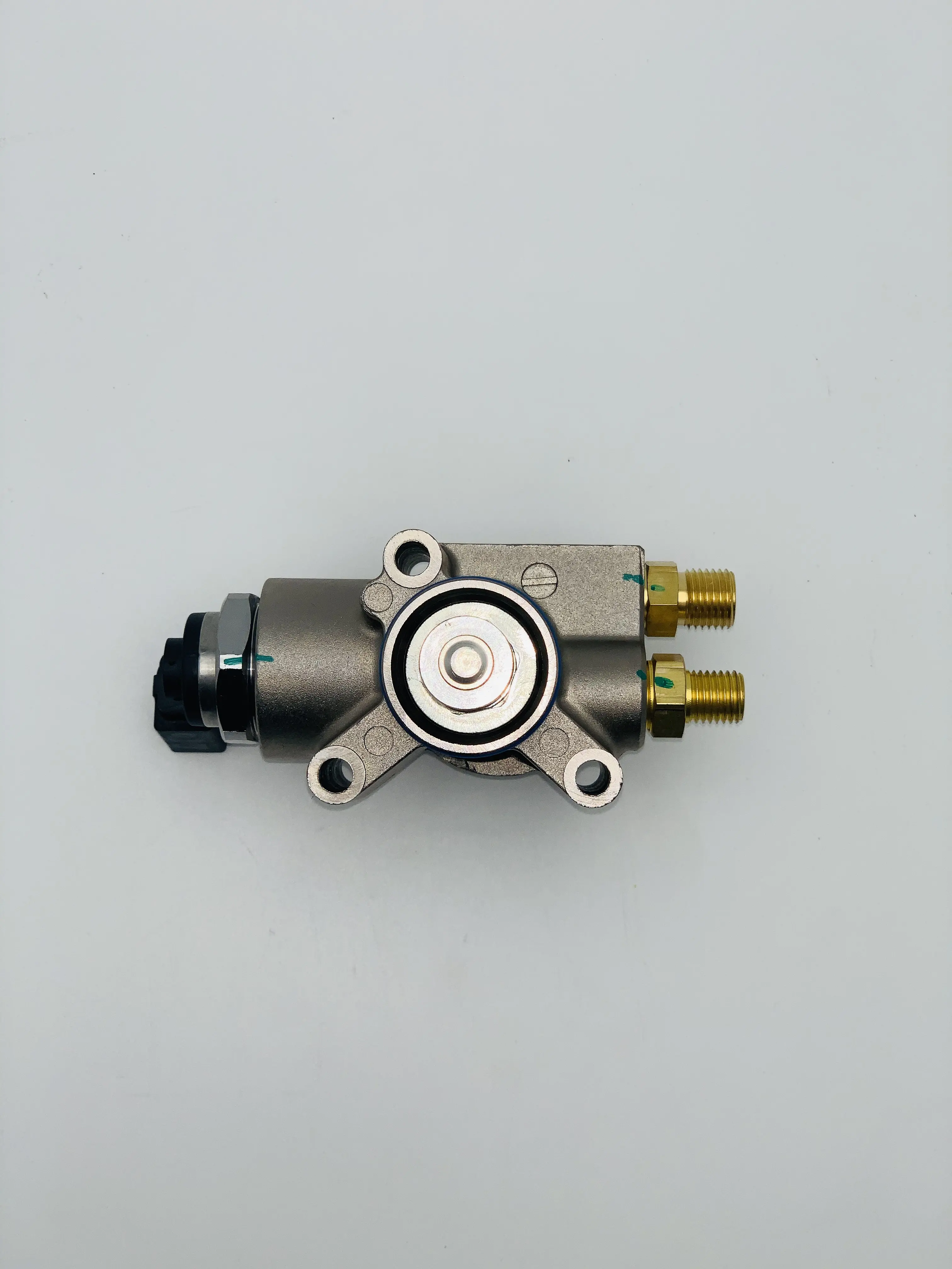 03H127025 HFS85303 High Pressure Pump For Audi Q7 Volkswagen PASSAT Variant TOUAREG